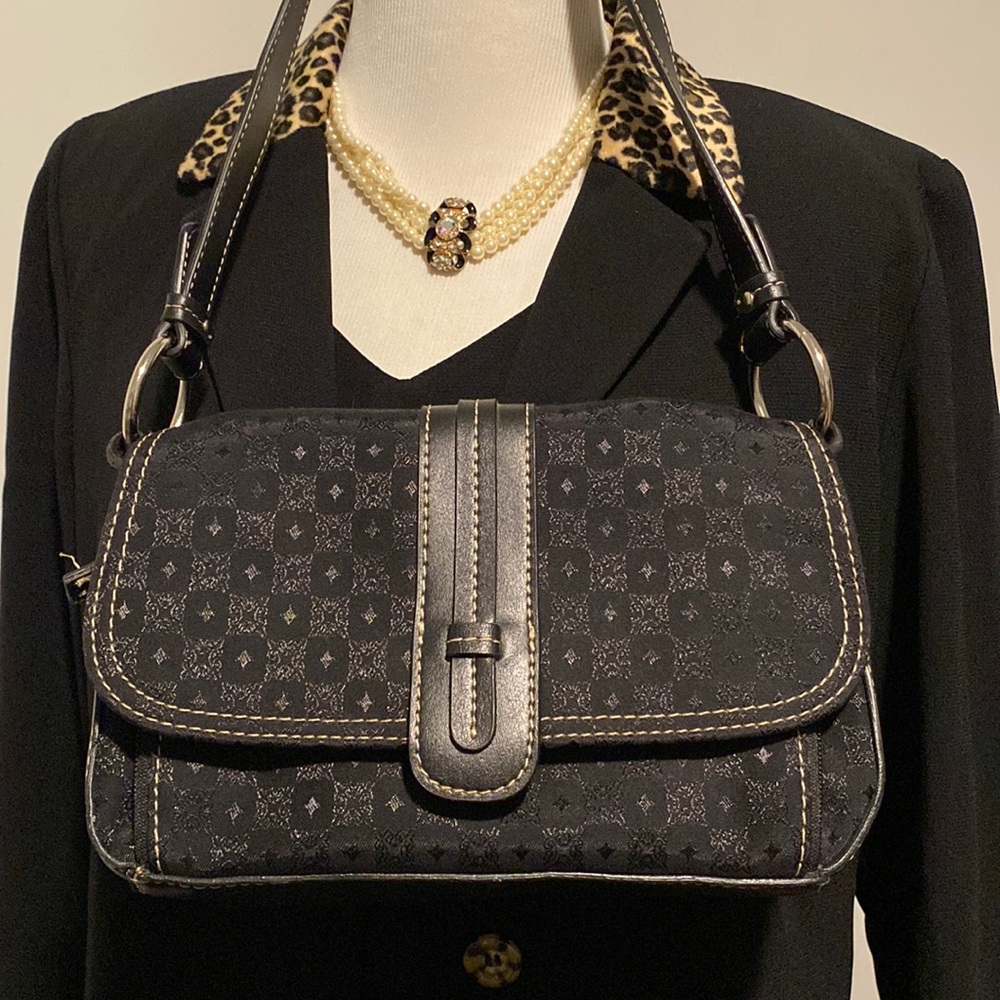 Villager a Liz Claiborne company Small Black Handbag